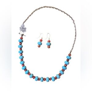 Bohemian Western Chunky Red Blue Leaf Earring and Necklace Set Like New One Size